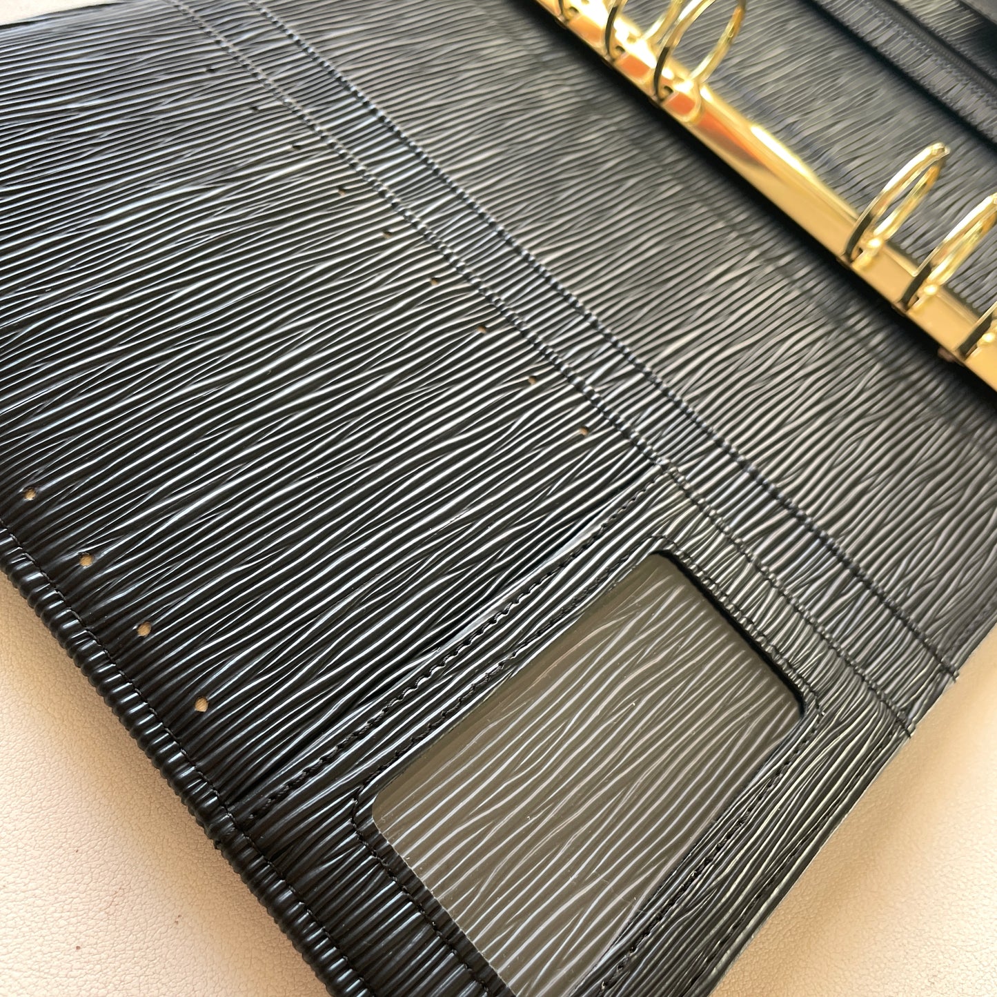 A5 Saffiano Budget Binder | 30 mm Goldringe