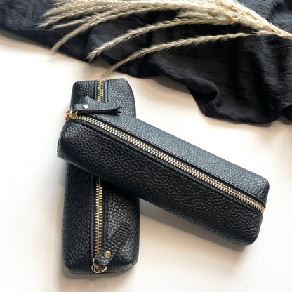 Stiftetui mit goldenem Reißverschluss